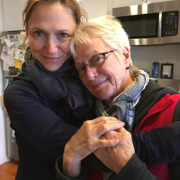 Meet your Posher, Antonia - Picture 1 of 1